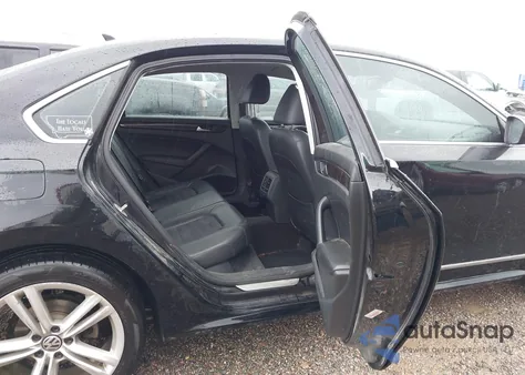 2015 Volkswagen Passat 2.0L Tdi Sel Premium from USA, damaged, VIN 1VWCV7A30FC074832